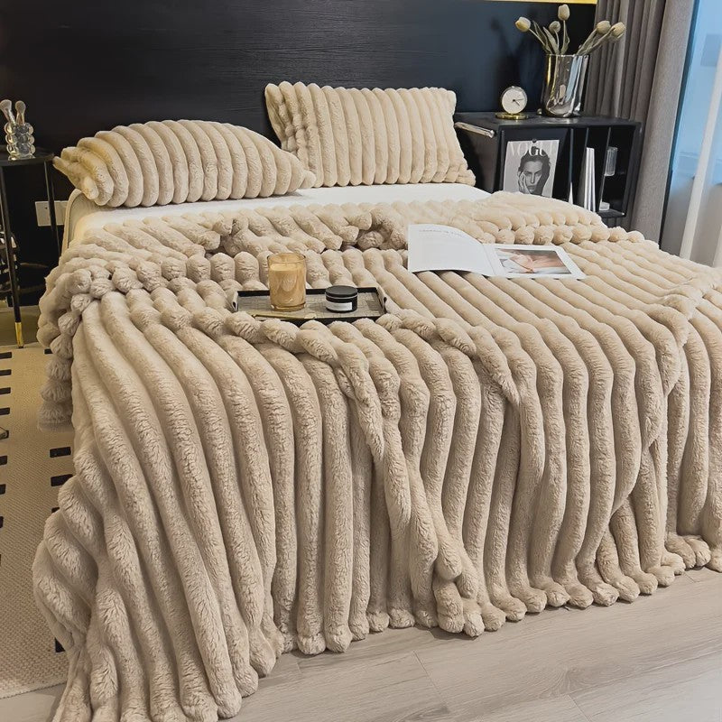 Luxe Verdikte Flanel Deken met Brede Strepen - Multifunctioneel voor Bank, Bed & Dutjes