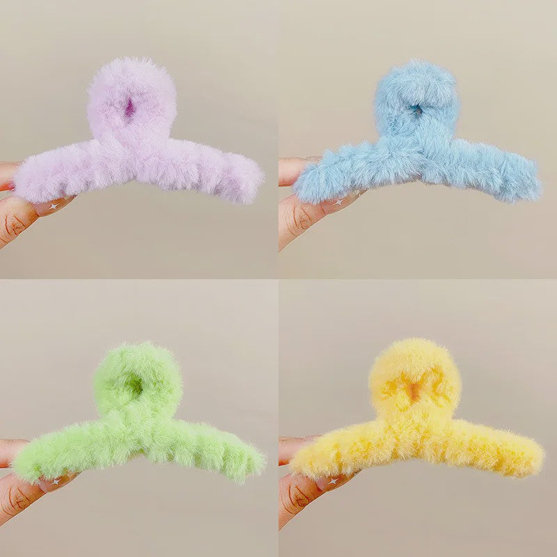 Set van 4 Elegante Pluche Haarclips met Faux Fur - Stijlvolle Haaraccessoires voor Dames & Meisjes