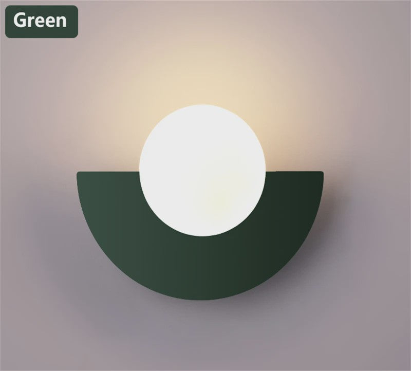 Moderne Wandlamp met Bolvormige Lampenkap - LED Verlichting voor Slaapkamer & Corridor