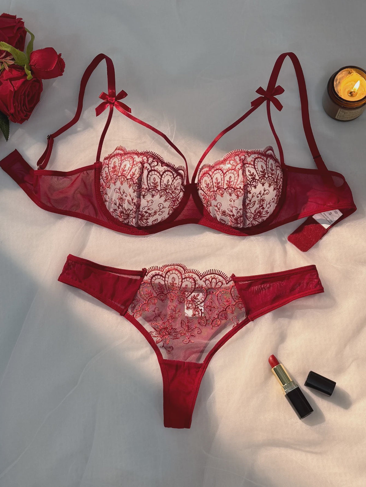 Zwarte Comfortabele 2-delige Lingerieset met Strikjes en Semi-transparant Kant