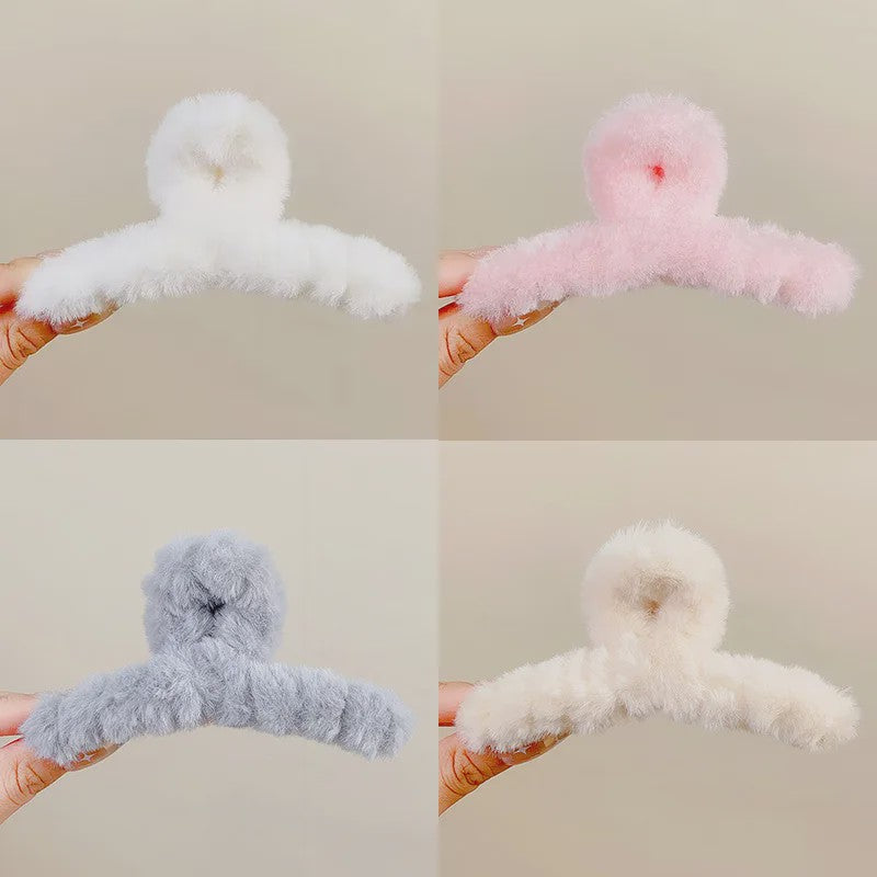 Set van 4 Elegante Pluche Haarclips met Faux Fur - Stijlvolle Haaraccessoires voor Dames & Meisjes