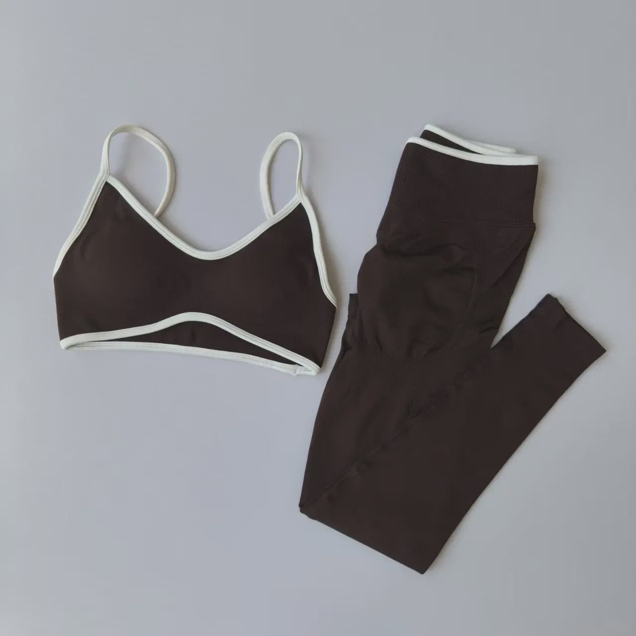 Naadloze 2-delige Sport Set: Leggings met Hoge Taille & Strappy Sport BH voor Fitness en Gym