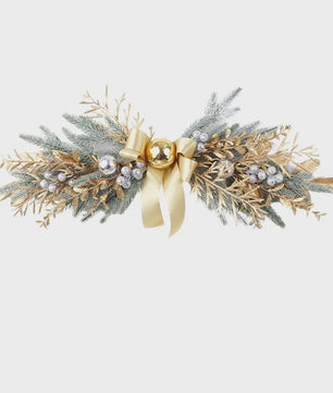 Luxe Kerstkrans voor Buitendeur - Goud, Denneappel & Rattan Decoratie 2024