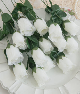 Boeket van 10 Rode Kunst Rozen met Vaas - Decoratie voor Huis, Tuin & Bruiloft