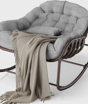 Oversized Rotan Wipstoel met Dik Kussen - Moderne Wicker Lounge Stoel voor Binnen & Buiten