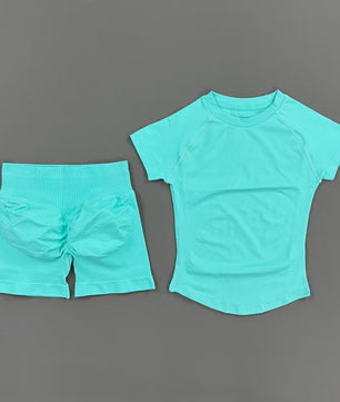 Seamless Sportset Dames: Yoga Top met Korte Mouw & Fitness Shorts