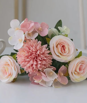 Retro Zijden Bloemenboeket: Vintage Rozen, Hortensia & Pioen voor Bruid & Decoratie