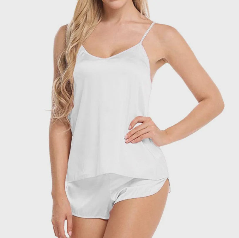 Luxe Satijnen Pyjamaset voor Dames: Comfortabele Camisole & Shorts Nachtkleding