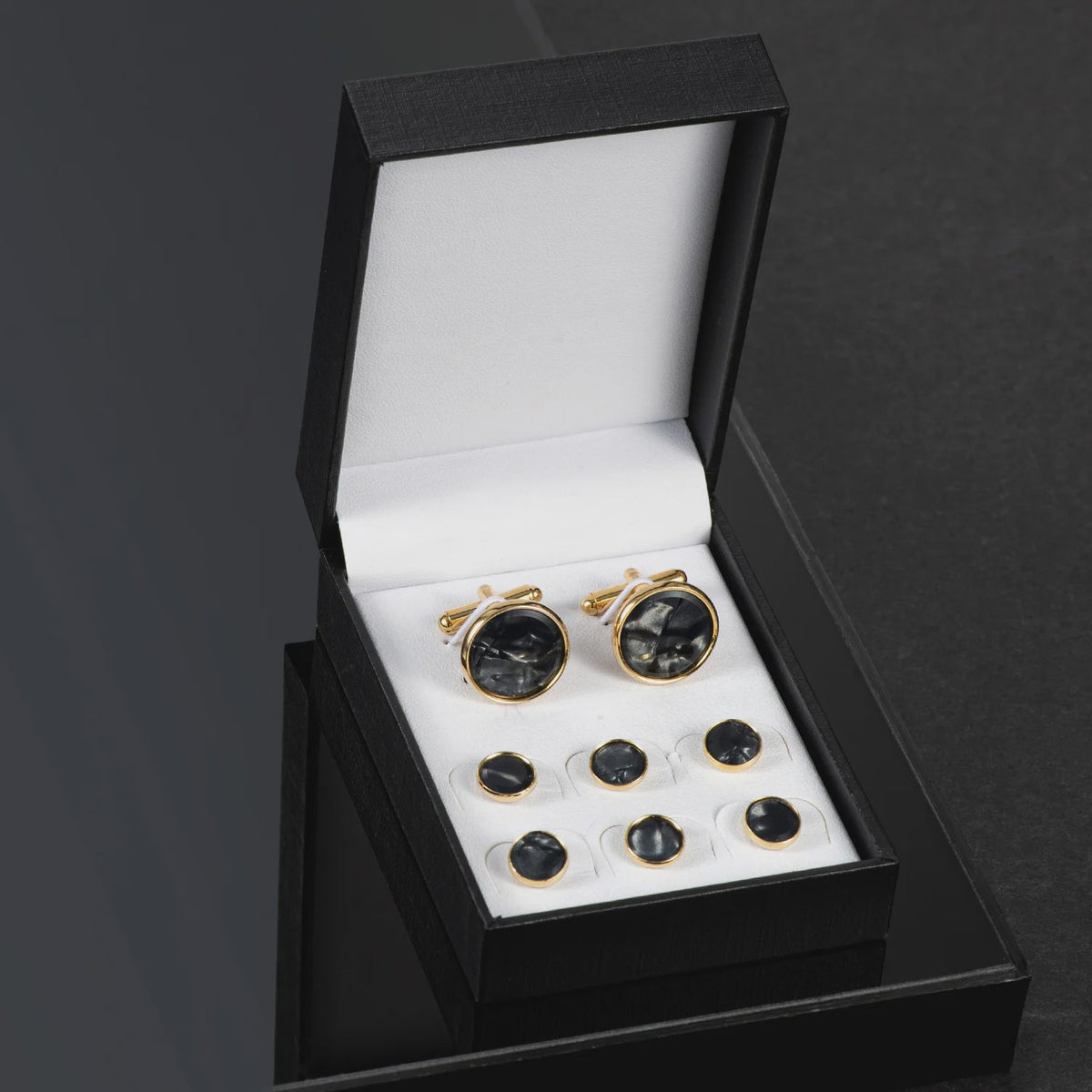 Set Manchetknopen en Studs Wit met Goudkleurig Randje - Stijlvolle Heren Accessoires