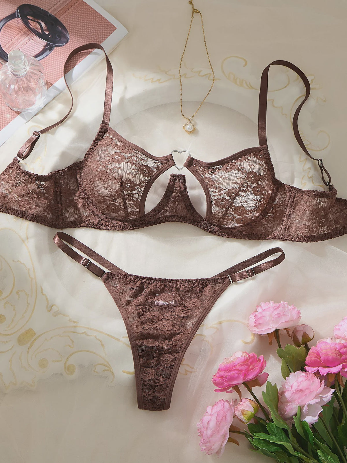 Elegante kanten BH en slip set met hartsluiting - Comfortabel en stijlvol
