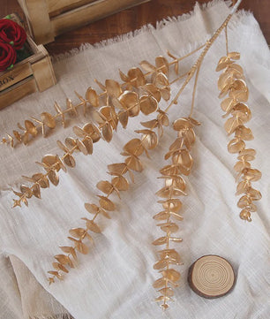 Decoratieve Takken met Rode Bessen en Gouden Bladeren - Chinees Nieuwjaar & Lente Decoratie