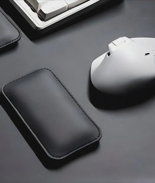 3-in-1 Ergonomische Bureau Set: XXL Muismat (900x400mm) met Polssteunen van Memory Foam & Waterdicht PU Leer