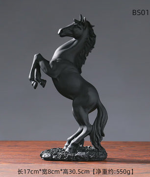 Luxe Winst Paard Statue - Stijlvolle Hars Decoratie voor Woonkamer, Kantoor & Bureau