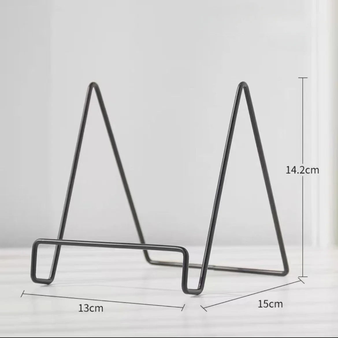 Stijlvolle IJzeren Display Standaard voor Magazines, Boeken en Decoraties