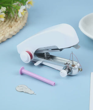 Handzame Mini Naaimachine - Draadloos en Draagbaar voor Snelle Reparaties