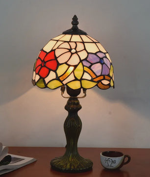 Stijlvolle Tiffany Tafellamp met Glas-in-Lood - Sfeervolle Leeslamp voor Woonkamer, Slaapkamer of Kantoor