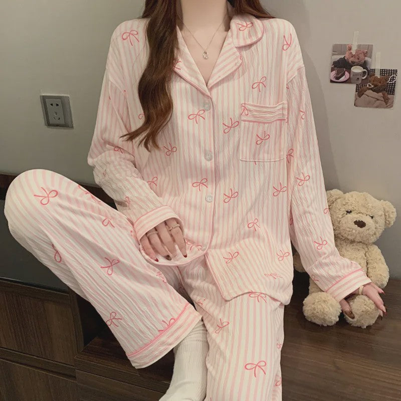 Dames Pyjama Set met Hartjesprint - Comfortabele Loungewear voor Lente & Herfst