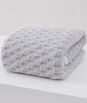 Luxe Coral Cloud Velvet Handdoek: Dik, Sneldrogend & Super Absorberend Microvezel