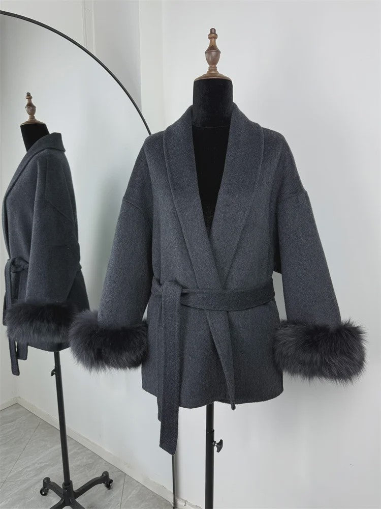 Luxe Dames Woljas met Bontkraag en Riem - Kort & Elegant