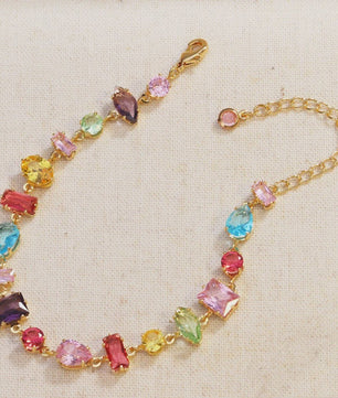 Luxe Goudkleurige Ketting met Kleurrijke Kristallen Zirkonia - Dames Sieraden