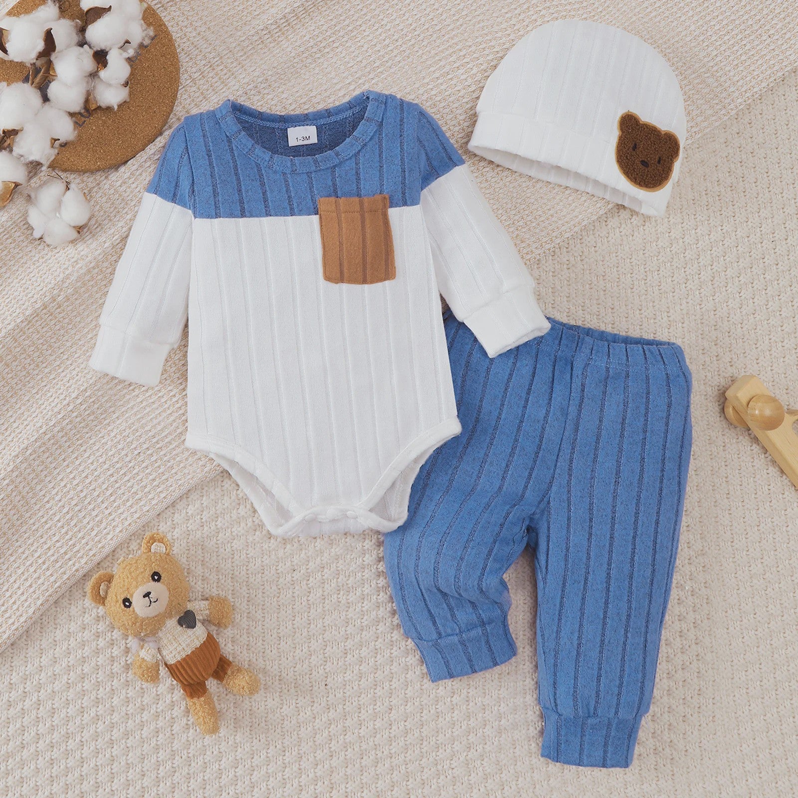 Baby Jongen Set: Longsleeve Bodysuit, Broekje & Muts - Kleurblok Design (0-18 Maanden)