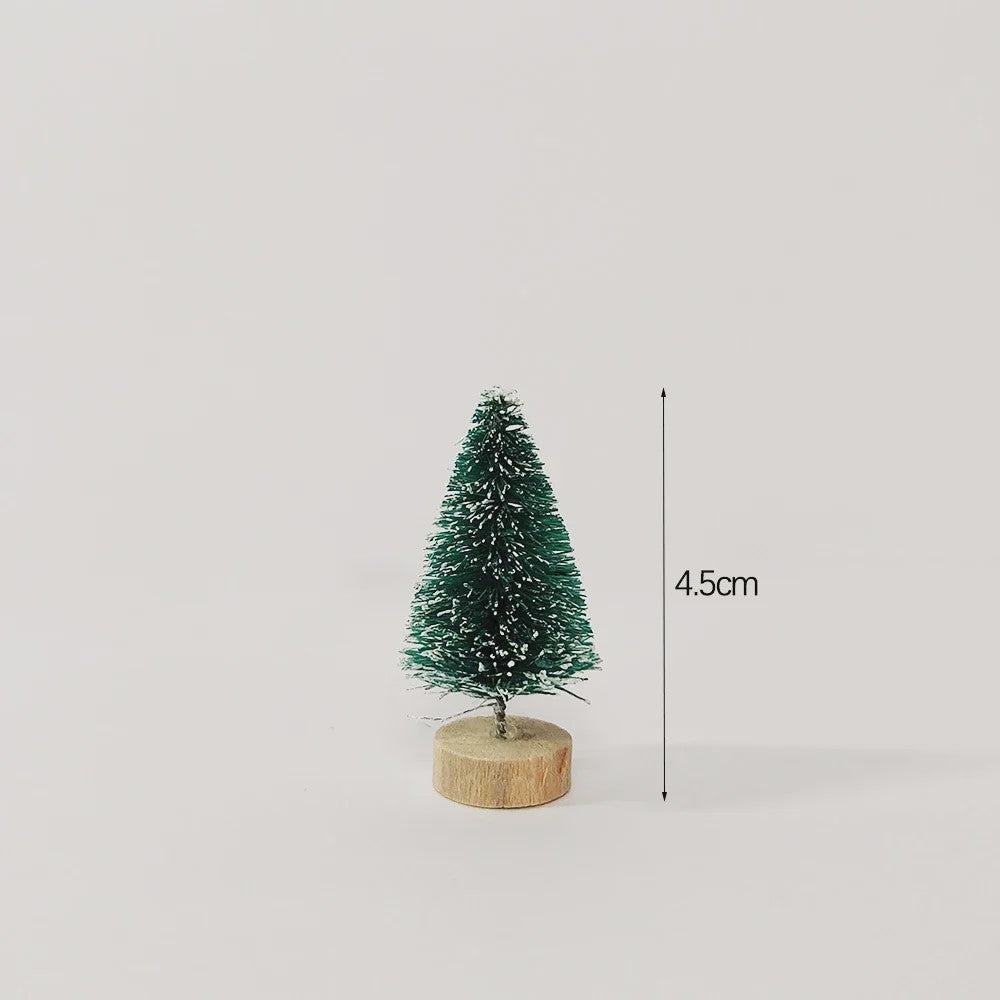 Set van 5 of 8 Mini Kerstboompjes - Tafeldecoratie met Houten Voet