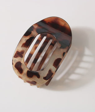 Chique Ovalen Haarklem met Luipaardprint - Stijlvolle Acryl Haarclip voor Dames