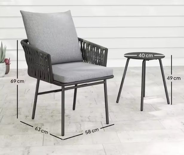3-delige Rotan Bistroset – Tuinstoelen & Tafel met Kussens
