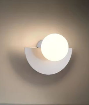 Scandinavische LED Wandlamp – Modern & Creatief Ontwerp