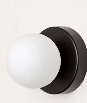Macaron LED Wandlamp – Mini Glazen Blaker, Modern & Sfeervol