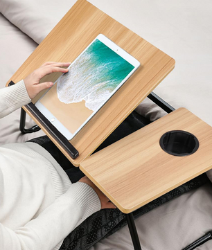 Verstelbaar Opklapbaar Laptopbureau met Bekerhouder voor Bed en Bank – Draagbare Multifunctionele Bedtafel voor Werken en Studeren