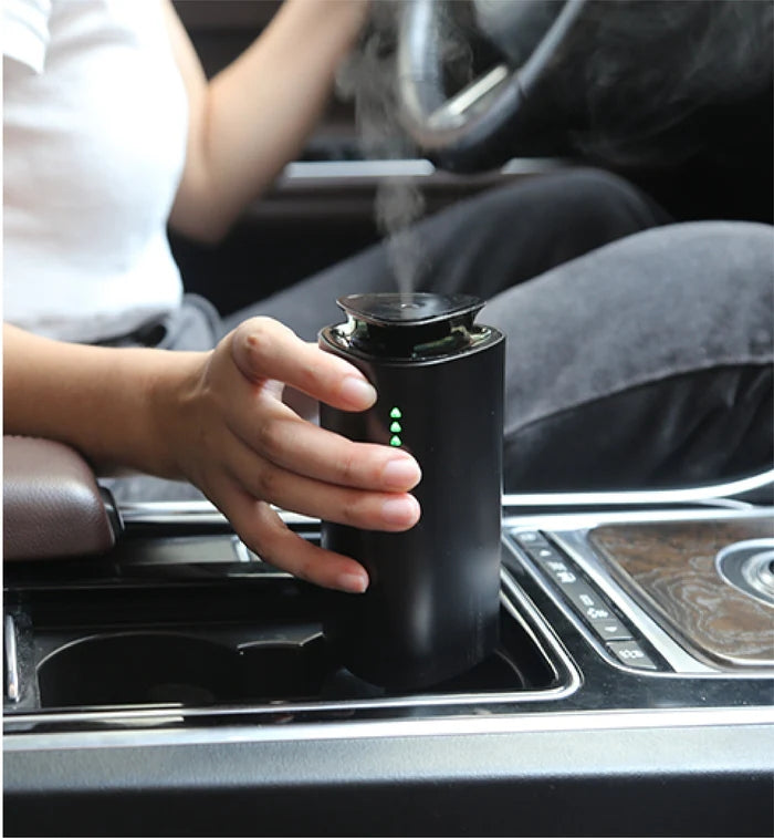 Auto Aroma Diffuser met USB Opladen en Luchtbevochtiger – Draadloos en Compact