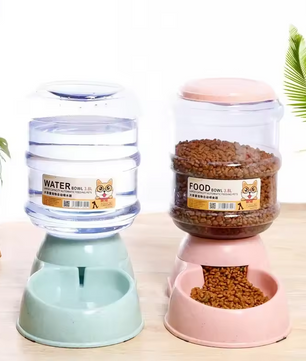 Voer- en Drinkbak met Grote Capaciteit voor Huisdieren – Automatische Waterdispenser en Voerbak