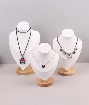 Luxe Ketting Hals Display Frame – Design van Leer en Hout