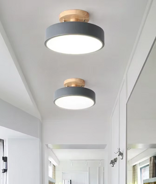 Aurora Plafondlamp – Scandinavische Stijl met Houten Plafond Plaat