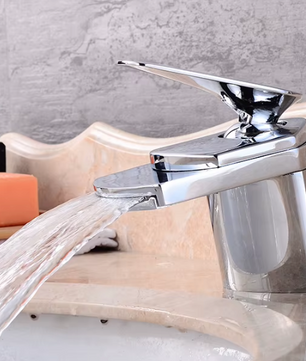 Bakala Luxe Waterval Kraan – Elegant Design voor Elke Badkamer