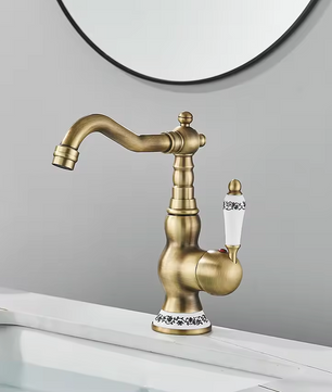 Edward – Klassieke Antiek Bronzen Wastafelkraan