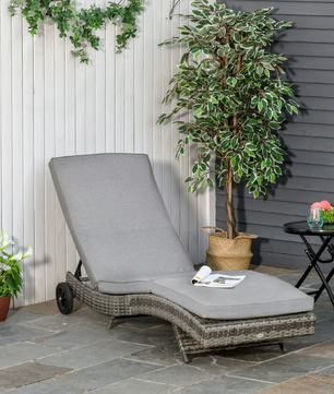 S-Vormige Verstelbare Rotan Ligstoel met Wielen – Luxe Comfort voor Buiten