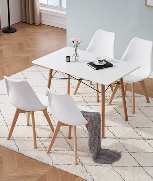 Set van 6 Scandinavische Eetkamerstoelen – PU-Lederen Zitting & Beukenhouten Poten