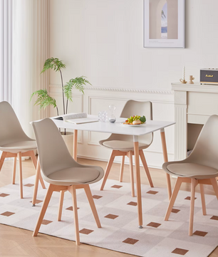 Set van 6 Scandinavische Eetkamerstoelen – PU-Lederen Zitting & Beukenhouten Poten