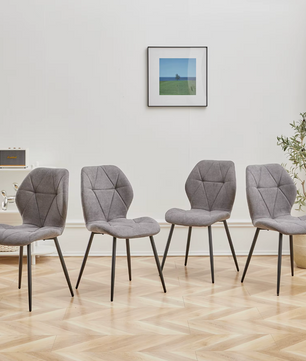 Set van 4 Moderne Eetkamerstoelen – Gevoerde Zitting & IJzeren Poten