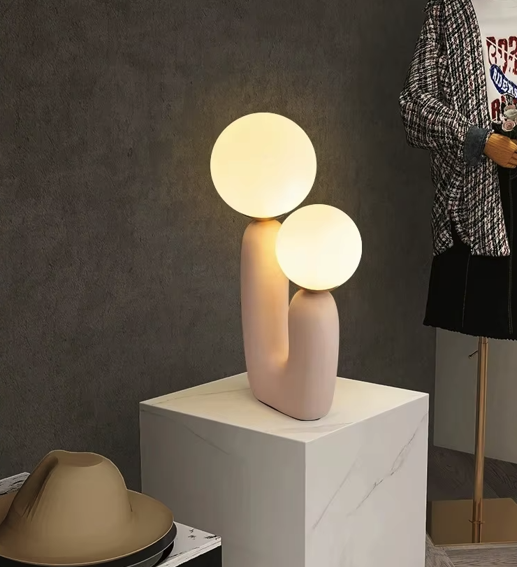 Lumi Moderne Tafellamp