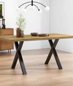 Moderne Eettafel met Kruispoten – Eiken Look & Zwart Metaal