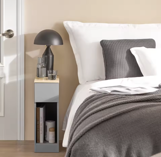 Smal nachtkastje met lade en open vak – 60 cm hoog