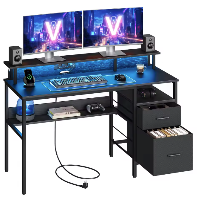 Bureau met LED, Lades & Monitorstandaard – 135 cm, Incl. Stopcontacten
