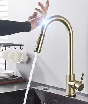Zwarte Uittrekbare Keukenkraan met Aanraaksensor – Modern & Functioneel