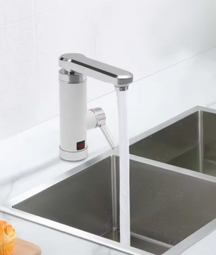 Elektrische Verwarmingskraan 3000W – LED Display & 360° Draaibaar, Voor Keuken en Badkamer