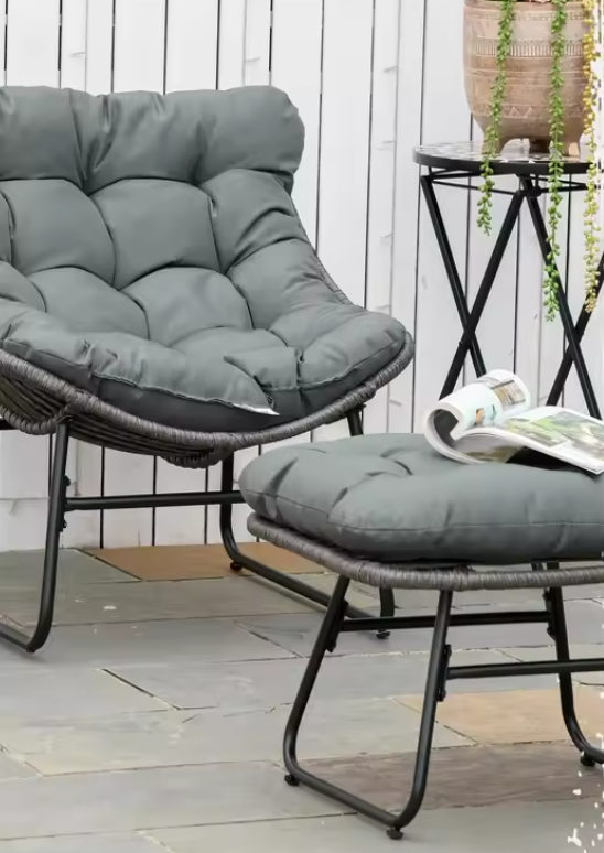 Rotan Tuinfauteuil met Kruk – Metalen Frame & Kussen