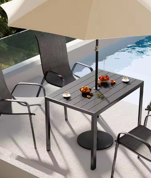 Rechthoekige Tuintafel met Parasolgat – WPC & Aluminium, Weerbestendig en Lichtgewicht