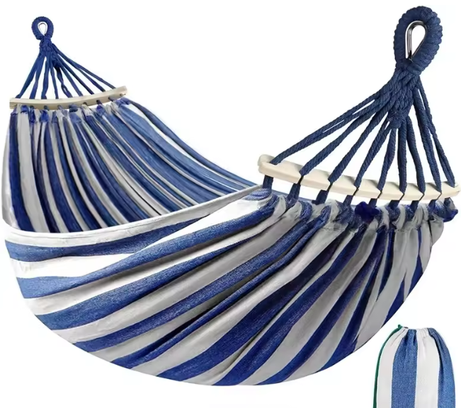 Dubbele Canvas Hangmat met Gebogen Houten Palen – Anti-Rol Buitenschommelbed voor Twee Personen